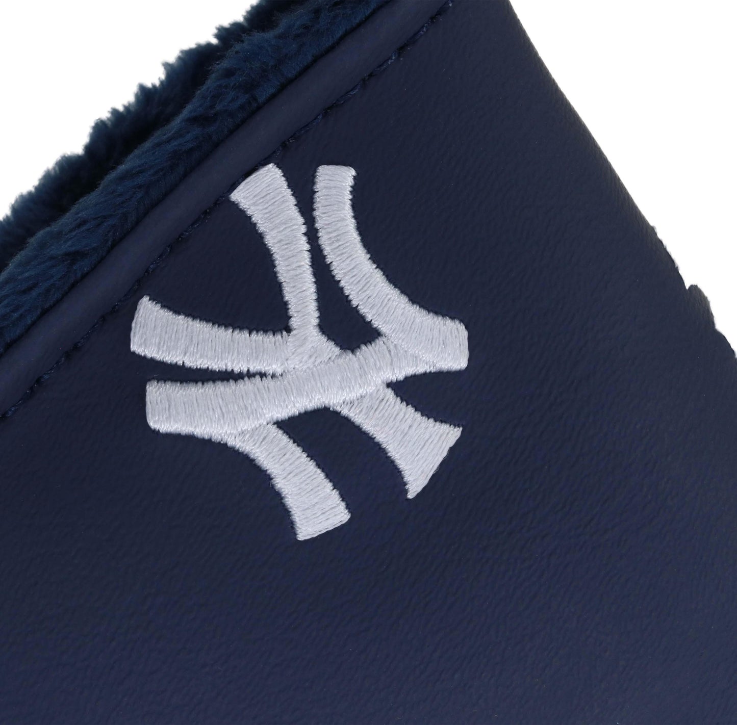 
                  
                    New York Yankees - MLB Blade Putter Cover - EP Headcovers
                  
                